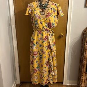 Xhilaration wrap dress